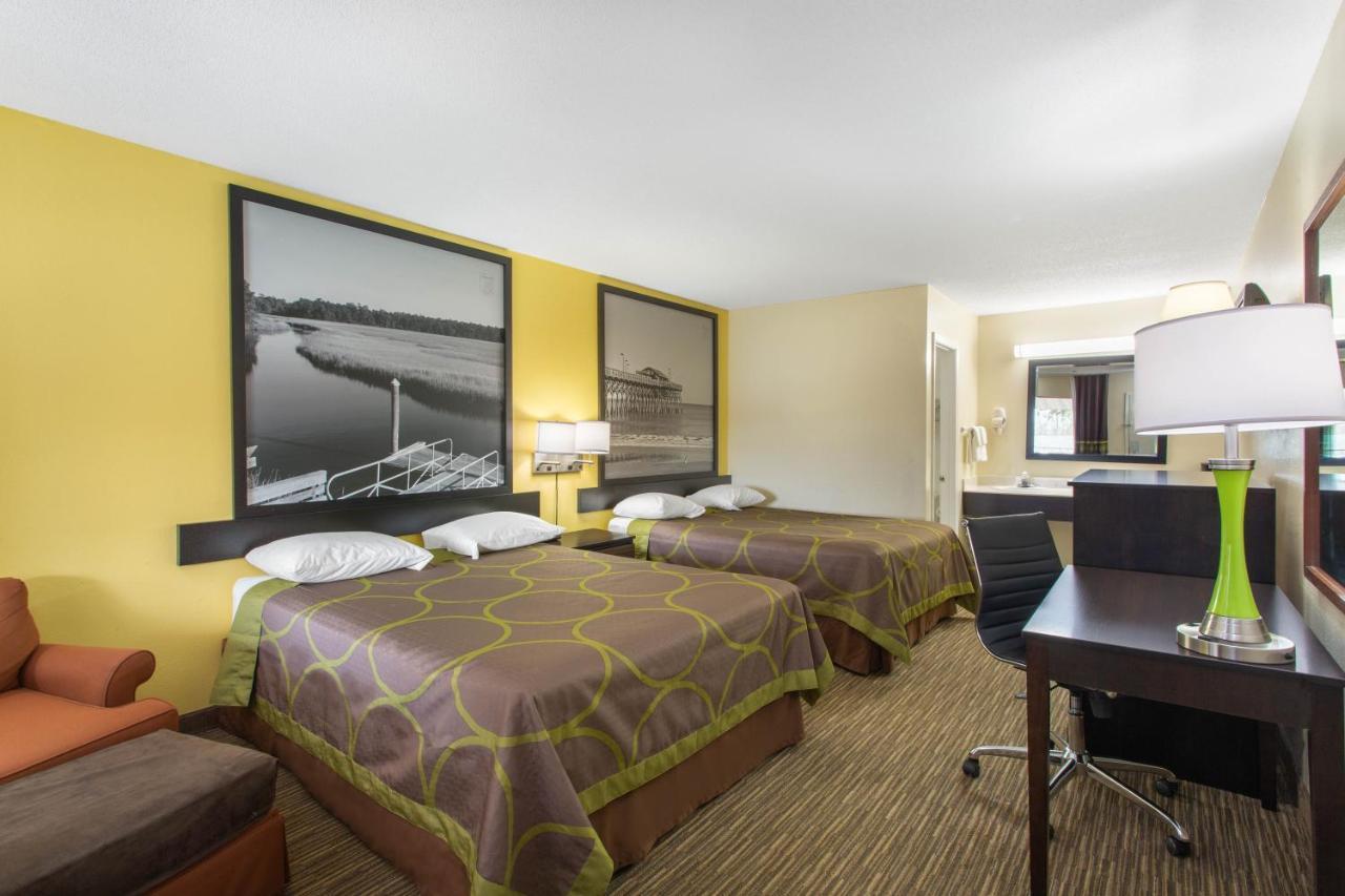 Super 8 By Wyndham Florence Exterior photo